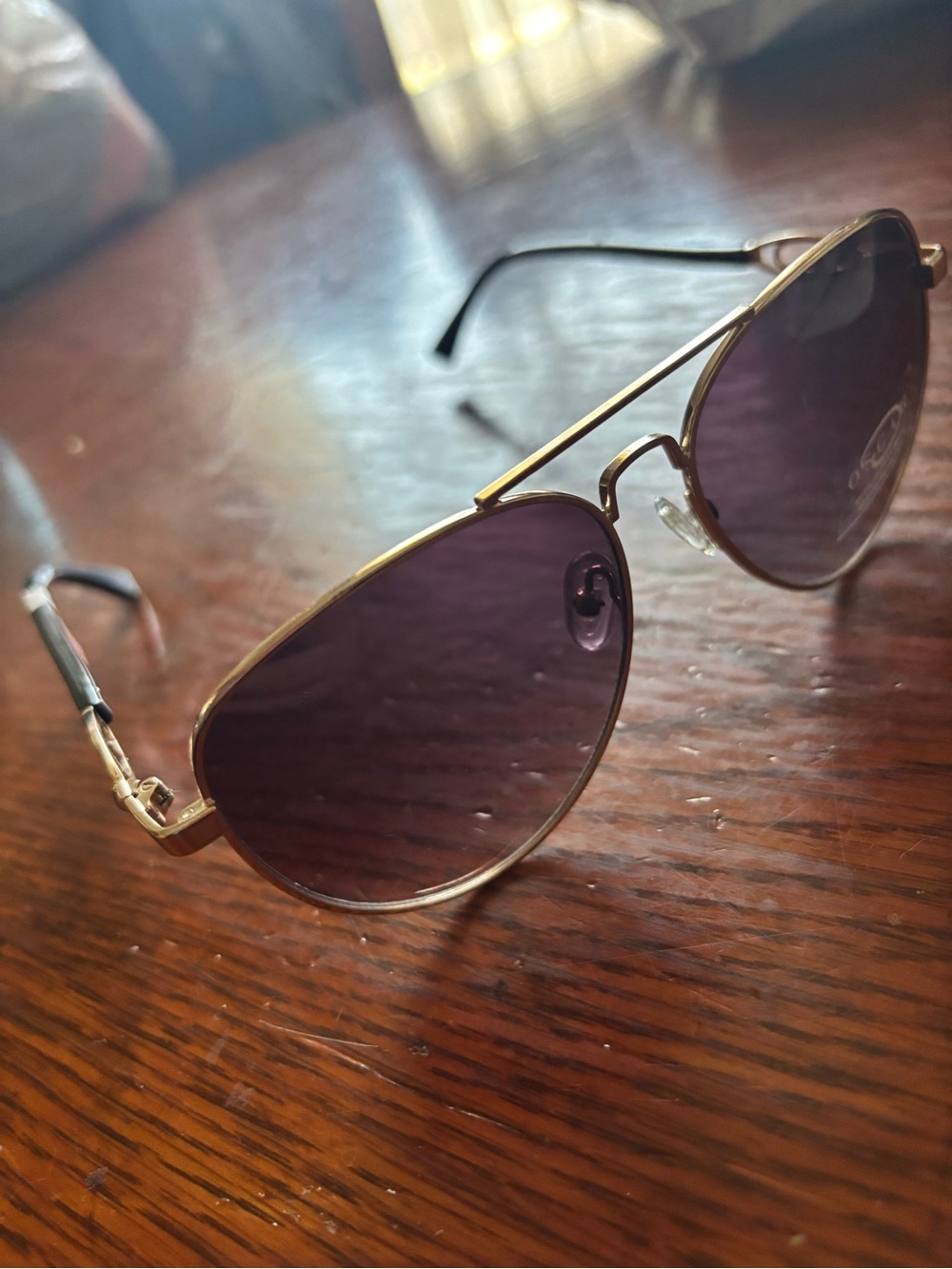Gold Frame Aviator Sunglasses